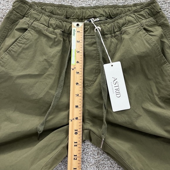 Astrid Jogger Pant Womens L Green Beachcomber Crop Quiet Luxury Resort Italy NWT - Picture 11 of 12
